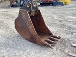 Used Bucket,Front of used Bucket,Back of used Bucket,Side of used Esco Bucket